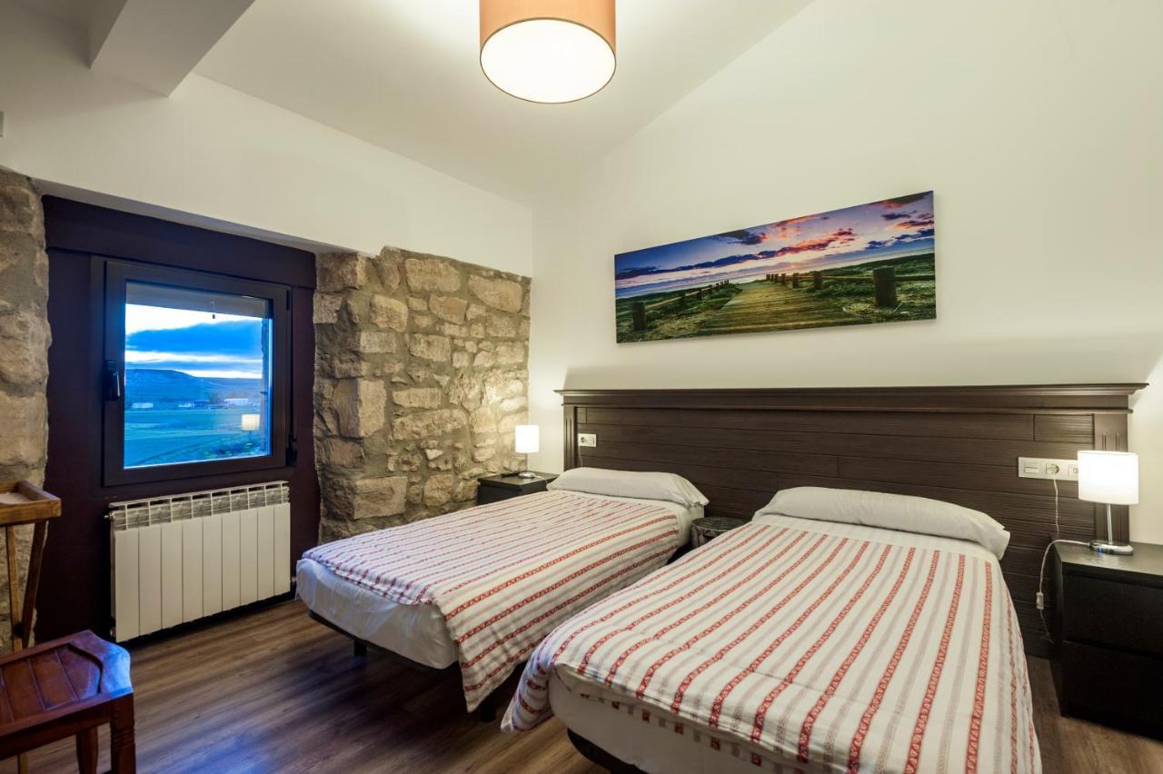 Albergue Turistico "La Fabrica" Tardajos Bagian luar foto