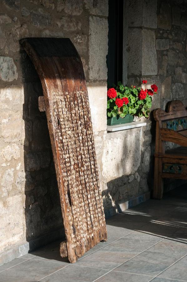 Albergue Turistico "La Fabrica" Tardajos Bagian luar foto